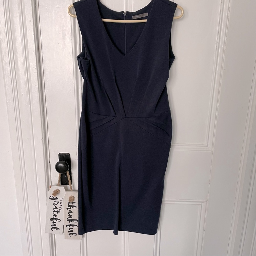 Suzy shier Navy v neck dress size xl